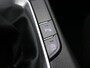Hyundai i30 1.0 T-GDI 120PK Premium Fastback / Navigatie / Apple CarPlay & Android auto / 17" LMV / Airco Climat control / Cruise Control / Parkeersensoren voor & achter / Achteruitrijcamera / Keyless Entry & Start&Go /