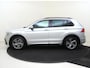 Volkswagen Tiguan 1.4 TSI eHybrid R-Line Business | SoH 94% | 360 camera | 3-zone airco | LED matrix verlichting  Adaptieve cruise control | Parkeerassistent | CarPlay | Navigatie |