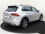 Volkswagen Tiguan 1.4 TSI eHybrid R-Line Business | SoH 94% | 360 camera | 3-zone airco | LED matrix verlichting  Adaptieve cruise control | Parkeerassistent | CarPlay | Navigatie |