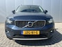 Volvo XC40 2.0 T4 190 pk Inscription Trekhaak Panoramadak Leder 360 Camera ACC Pilot Assist Harman Kardon Audio BLIS DAB Apple Carplay Android  Auto Stoelverwarming Scandinavian Line Hoge Zit 8-traps Automaat Super compleet en 1800 kg trekgewicht !