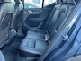 Volvo XC40 2.0 T4 190 pk Inscription Trekhaak Panoramadak Leder 360 Camera ACC Pilot Assist Harman Kardon Audio BLIS DAB Apple Carplay Android  Auto Stoelverwarming Scandinavian Line Hoge Zit 8-traps Automaat Super compleet en 1800 kg trekgewicht !