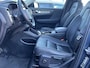 Volvo XC40 2.0 T4 190 pk Inscription Trekhaak Panoramadak Leder 360 Camera ACC Pilot Assist Harman Kardon Audio BLIS DAB Apple Carplay Android  Auto Stoelverwarming Scandinavian Line Hoge Zit 8-traps Automaat Super compleet en 1800 kg trekgewicht !
