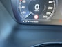 Volvo XC40 2.0 T4 190 pk Inscription Trekhaak Panoramadak Leder 360 Camera ACC Pilot Assist Harman Kardon Audio BLIS DAB Apple Carplay Android  Auto Stoelverwarming Scandinavian Line Hoge Zit 8-traps Automaat Super compleet en 1800 kg trekgewicht !