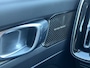 Volvo XC40 2.0 T4 190 pk Inscription Trekhaak Panoramadak Leder 360 Camera ACC Pilot Assist Harman Kardon Audio BLIS DAB Apple Carplay Android  Auto Stoelverwarming Scandinavian Line Hoge Zit 8-traps Automaat Super compleet en 1800 kg trekgewicht !