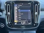 Volvo XC40 2.0 T4 190 pk Inscription Trekhaak Panoramadak Leder 360 Camera ACC Pilot Assist Harman Kardon Audio BLIS DAB Apple Carplay Android  Auto Stoelverwarming Scandinavian Line Hoge Zit 8-traps Automaat Super compleet en 1800 kg trekgewicht !