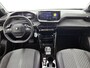 Peugeot 2008 1.2 Hybrid Allure 145pk Automaat | Apple Carplay/Android Auto | Adaptieve Cruise Control | Camera Voor + Achter | 17"LMV | Dodehoekdetectie | LED |