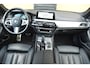 BMW 5-Serie Touring 520i High Executive Edition * M-Pakket *Comfortstoelen * 20'Lm * Head-up *
