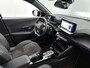 Peugeot 2008 1.2 Hybrid GT 145pk Automaat | 8 JAAR GARANTIE | Stoelmassage | Elektrische Bestuurdersstoel | Camera Voor + Achter | Full-LED | 17"LMV | Keyless Entry/Start | Stoelverwarming | Apple Carplay/Android Auto |