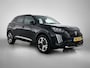 Peugeot 2008 1.2 Hybrid GT 145pk Automaat | 8 JAAR GARANTIE | Stoelmassage | Elektrische Bestuurdersstoel | Camera Voor + Achter | Full-LED | 17"LMV | Keyless Entry/Start | Stoelverwarming | Apple Carplay/Android Auto |