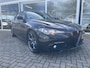 Alfa Romeo Giulia 2.2 Eco Business 19 inch / Akrapovic / Airco / Cruise / nav