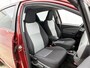 Toyota Yaris 1.5 Hybrid Dynamic | Nederlandse Yaris | Parelmoer Lak | LM Velgen | Climate Control |