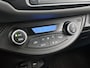 Toyota Yaris 1.5 Hybrid Dynamic | Nederlandse Yaris | Parelmoer Lak | LM Velgen | Climate Control |