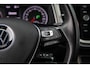 Volkswagen T-Roc 1.5 TSI Style | Achteruitrijcamera | Trekhaak | AppleCarplay/Androidauto | adaptief Cruise control | Parkeersensor voor en achter | Stoelverwarming | | Achteruitrijcamera | Cruise control adaptief | Multimedia-voorbereiding
