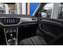 Volkswagen T-Roc 1.5 TSI Style | Achteruitrijcamera | Trekhaak | AppleCarplay/Androidauto | adaptief Cruise control | Parkeersensor voor en achter | Stoelverwarming | | Achteruitrijcamera | Cruise control adaptief | Multimedia-voorbereiding