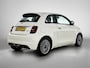 Fiat 500 Urban 42 kWh 118pk Automaat | Apple Carplay/Android Auto | Camera | Cruise Control | Climate Control |