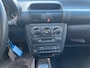 Opel Corsa 1.2i-16V Strada