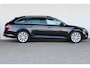 Skoda Superb Combi 1.4 TSI iV Business Edition | Uitklapbare trekhaak | Camera | Cruise controle adaptief | Stoel- & stuurverwarming | Navigatie |