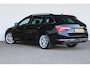 Skoda Superb Combi 1.4 TSI iV Business Edition | Uitklapbare trekhaak | Camera | Cruise controle adaptief | Stoel- & stuurverwarming | Navigatie |