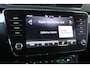 Skoda Superb Combi 1.4 TSI iV Business Edition | Uitklapbare trekhaak | Camera | Cruise controle adaptief | Stoel- & stuurverwarming | Navigatie |