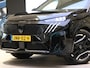 Peugeot E-3008 SUV GT Avantage 210 73 kWh | Demo | Tot 8 jaar garantie! | Full Options | Warmtepomp | Alcantara | Stoel/Stuurverwarming | Navigatie | Kantel-Schuifdak