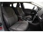 Volvo V40 T4 179pk Momentum [ Camera Trekhaak Navigatie ]