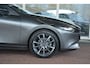 Mazda 3 2.0 e-SkyActiv-X M Hybrid 180 Comfort met Bose | LED | Stoelverwarming | Keyless | Head Up Display | Clima | Navi | Bluetooth | NL Auto!! |