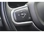 Volvo V60 2.0 B3 Momentum | Lederen Bekleding | Stoel- en stuurverwarming | Achteruitrijcamera | Parkeersensoren voor + achter | Navigatie | Verwarmde Voorruit | Apple Carplay | Android Auto |