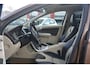 Volvo XC60 2.0T Summum | Parkeer Sensoren | Elek Stoelen | Leer | Schuif Kantel Dak | Airco |