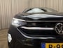 Volkswagen Taigo 1.5 TSI R-Line 150 PK 3x R-Line / Carplay / IQ-Light / Alcantara / Virtual Cockpit / Adapt. Cruise / Afn. Trekhaak / Stoelverwarming / Keyless / Camera / 18'' LMV