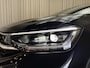 Volkswagen Taigo 1.5 TSI R-Line 150 PK 3x R-Line / Carplay / IQ-Light / Alcantara / Virtual Cockpit / Adapt. Cruise / Afn. Trekhaak / Stoelverwarming / Keyless / Camera / 18'' LMV