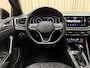Volkswagen Taigo 1.5 TSI R-Line 150 PK 3x R-Line / Carplay / IQ-Light / Alcantara / Virtual Cockpit / Adapt. Cruise / Afn. Trekhaak / Stoelverwarming / Keyless / Camera / 18'' LMV