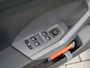 Volkswagen T-Cross 1.0 TSI 96pk Life Business Navigatie / Cruise-Control / Parkeersensoren.