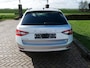 Skoda Superb Combi 1.6 TDi 120 AMBITION DSG CLIMA NAVI ** 9999 NETTO **