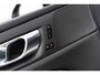 Volvo V60 2.0 T6 Recharge AWD R-Design | Plug-in Hybrid (PHEV) | Panoramadak | Trekhaak | Achteruitrijcamera | Elektrische Achterklep | Keyless Entry | Stoelverwarming | Navigatie | Apple Carplay | Android Auto