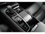 Volvo V60 2.0 T6 Recharge AWD R-Design | Plug-in Hybrid (PHEV) | Panoramadak | Trekhaak | Achteruitrijcamera | Elektrische Achterklep | Keyless Entry | Stoelverwarming | Navigatie | Apple Carplay | Android Auto