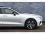 Volvo V60 2.0 T6 Recharge AWD R-Design | Plug-in Hybrid (PHEV) | Panoramadak | Trekhaak | Achteruitrijcamera | Elektrische Achterklep | Keyless Entry | Stoelverwarming | Navigatie | Apple Carplay | Android Auto