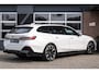 BMW 5-Serie 520i M Sport | Panorama | Bowers & Wilkins | Head-Up | 360° | 21 Inch | Driving Ass. Plus | Trekhaak |