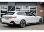 BMW 5-Serie 520i M Sport | Panorama | Bowers & Wilkins | Head-Up | 360° | 21 Inch | Driving Ass. Plus | Trekhaak |