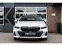 BMW 5-Serie 520i M Sport | Panorama | Bowers & Wilkins | Head-Up | 360° | 21 Inch | Driving Ass. Plus | Trekhaak |