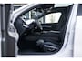 BMW 5-Serie 520i M Sport | Panorama | Bowers & Wilkins | Head-Up | 360° | 21 Inch | Driving Ass. Plus | Trekhaak |