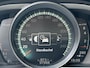 Volvo V40 2.0 T2 Momentum Navigatie / Parkeerverwarming / Stoelverw. / Park assist / High Performance Audio