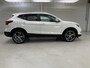 Nissan Qashqai 1.3 DIG-T Premium Edition / Lederen Bekleding / Navigatie / Panoramadak / Stoelverwarming / Cruise Control / Climate Control /