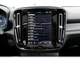 Volvo XC40 Recharge Pro | Panoramadak met schuif-/kantelfunctie | Verwarmbare voorstoelen en stuurwiel | Premium audio by Harman Kardon | Warmtepomp | Adaptieve cruise control | Elektrische achterklep | Achteruitrijcamera |