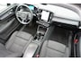 Volvo XC40 Recharge Pro | Panoramadak met schuif-/kantelfunctie | Verwarmbare voorstoelen en stuurwiel | Premium audio by Harman Kardon | Warmtepomp | Adaptieve cruise control | Elektrische achterklep | Achteruitrijcamera |