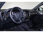 Volvo XC40 T5 Recharge Inscription - Panorama/schuifdak - IntelliSafe Assist - 360º Camera - Harman/Kardon audio - Verwarmde voorstoelen & stuur - Parkeersensoren voor & achter - Elektr. bedienb. voorstoelen met geheugen links - Draadloze tel. lader - Elektr. inklapbare trekhaak - 19' LMV