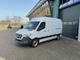 Mercedes-Benz Sprinter 319 L2H2 2x Schuifdeur BPM vrij Distronic Digitale spiegel Smartphone integratie Stuurwiel verwarming Winterpakket 9G-Tronic Mbux LED High Performance Ahw gewicht 3.5T