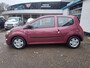 Renault Twingo 1.2 16V Parisienne /Nieuwe apk bij aflevering/Airco/USB