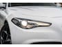 Alfa Romeo Giulia 2.0T Super 200 PK Aut. Pano Keyless Half/Leder Xenon 19''