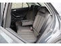 Volkswagen T-Roc 1.5 TSI 150pk Style Business | Trekhaak | Navigatie | Elektrische Achterklep | Volautomatische Airconditioning