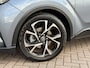 Toyota C-HR 1.8 Hybrid Style / Dealer Onderhouden / Afneembare Trekhaak / Navigatie / All Season Banden / Achteruitrijcamera /